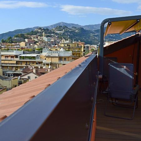 B&B Via Roma 41 Βεντιμίλια Εξωτερικό φωτογραφία