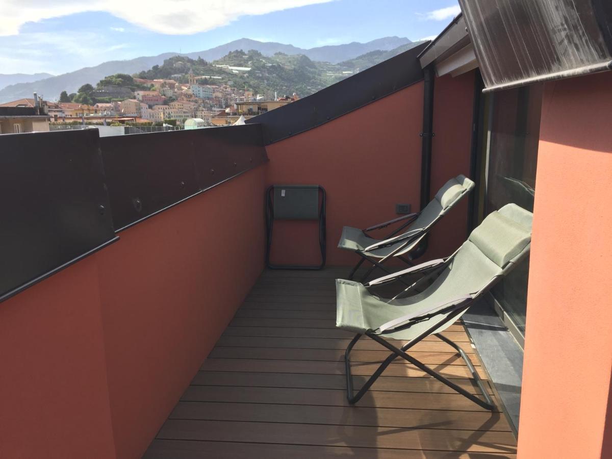 B&B Via Roma 41 Βεντιμίλια Εξωτερικό φωτογραφία