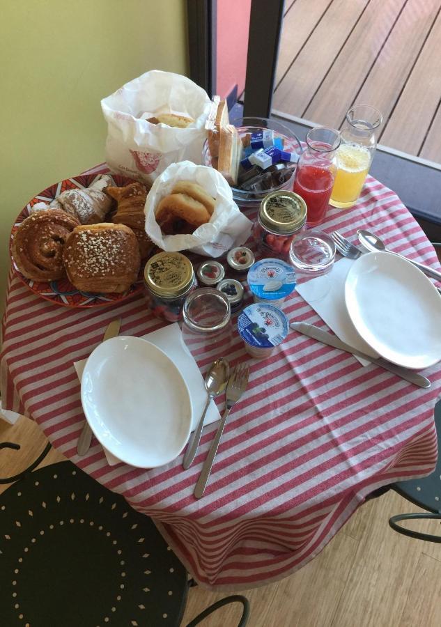 B&B Via Roma 41 Βεντιμίλια Εξωτερικό φωτογραφία